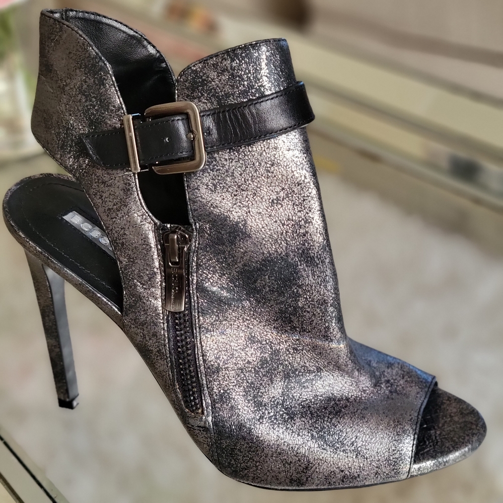 BCBGeneration Black/silver leather stiletto heels